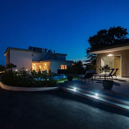 Bego & Wellness Apartamento *